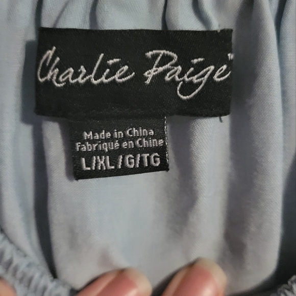 Top - Picture 2 of 2